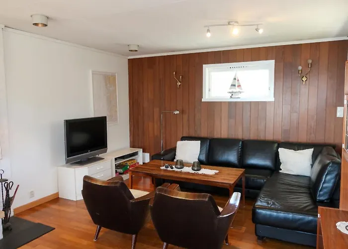 Vakantiehuis Hjartnes By Interhome Hjartaker